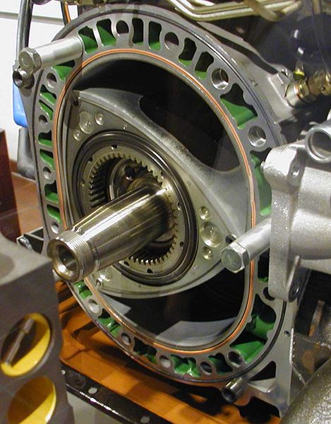 Роторно-поршневой двигатель (469px-Wankel-1.jpg)